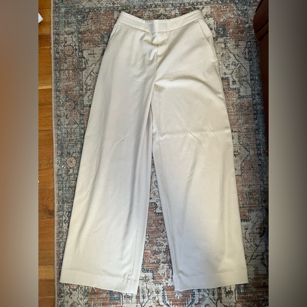 Banana Republic Hayden Fit Tan Wide Leg Pants size 4